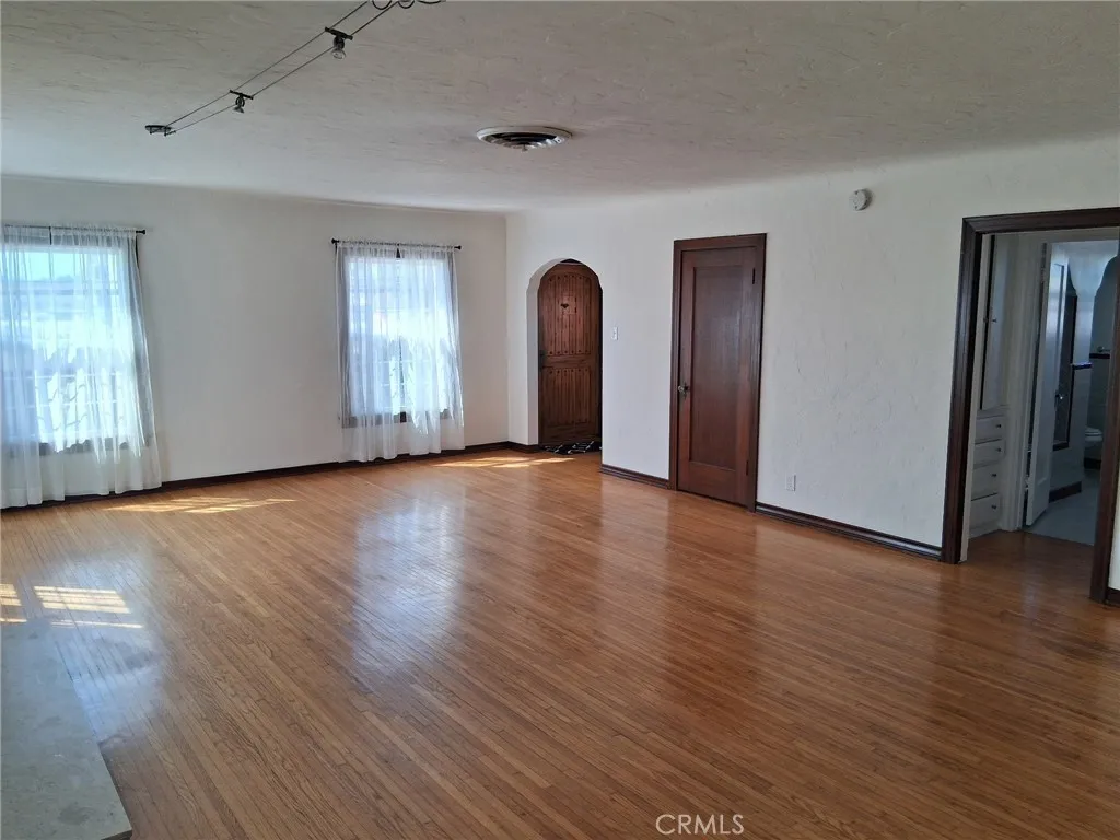 480 Cherry Ave., Long Beach, California 90802 home-pic-5