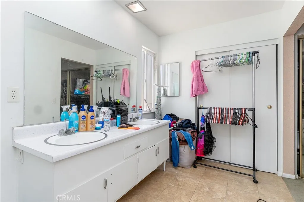 81901 Victoria Street, Indio, California 92201 home-pic-16