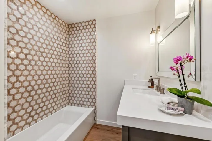 332 N Humboldt, San Mateo, California 94401