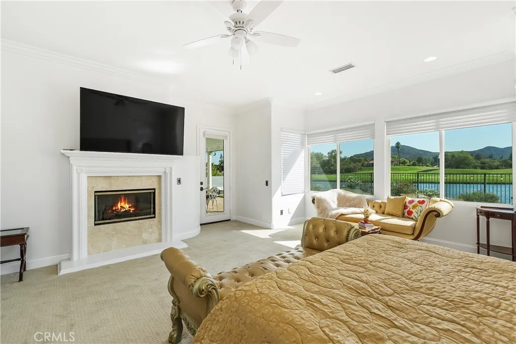 22961 Banbury Ct, Murrieta, California 92562 home-pic-22