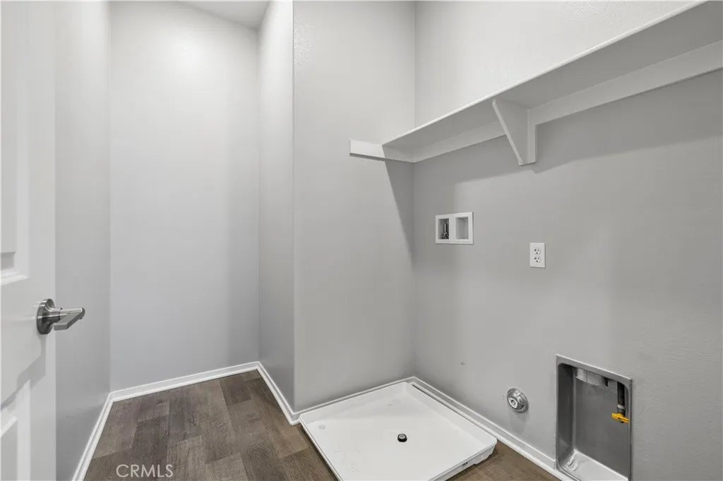 18160 Meridian Lane, Saugus, California 91350 home-pic-30