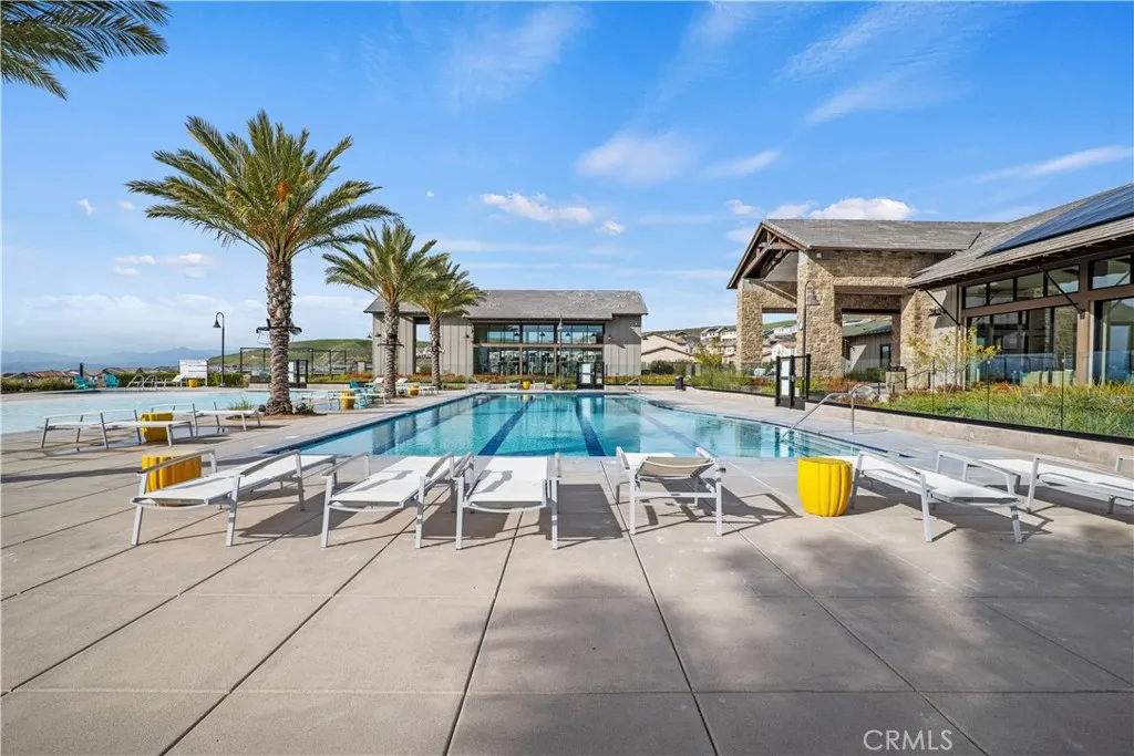 18160 Meridian Lane, Saugus, California 91350 home-pic-43