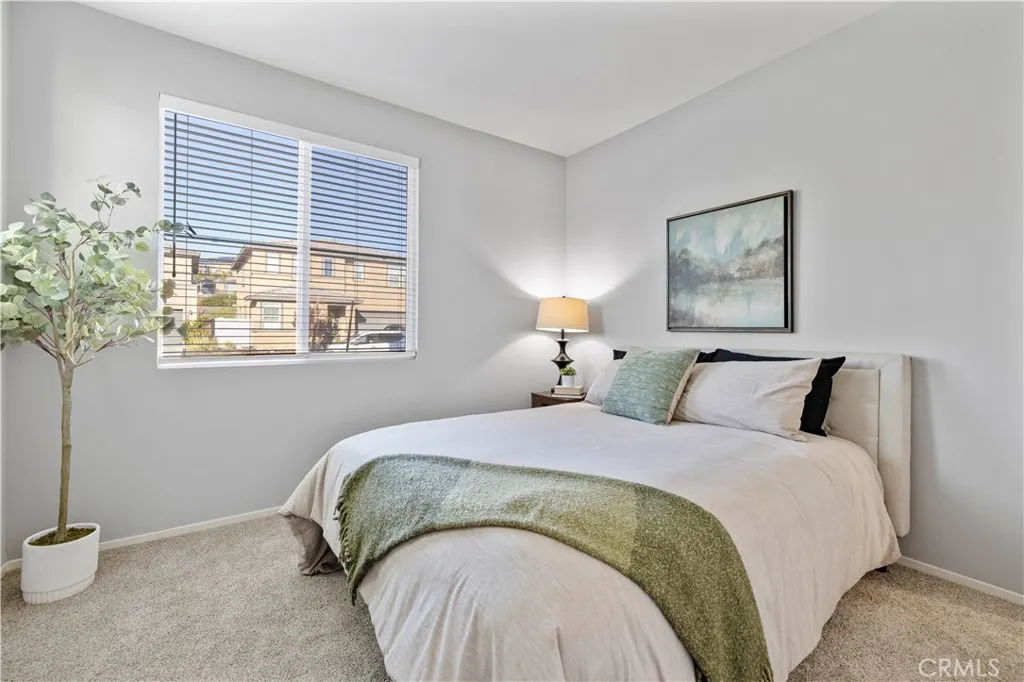 18160 Meridian Lane, Saugus, California 91350 home-pic-16