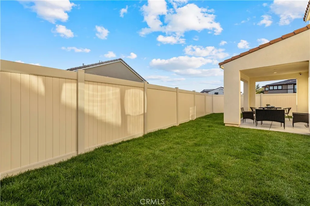18160 Meridian Lane, Saugus, California 91350 home-pic-35