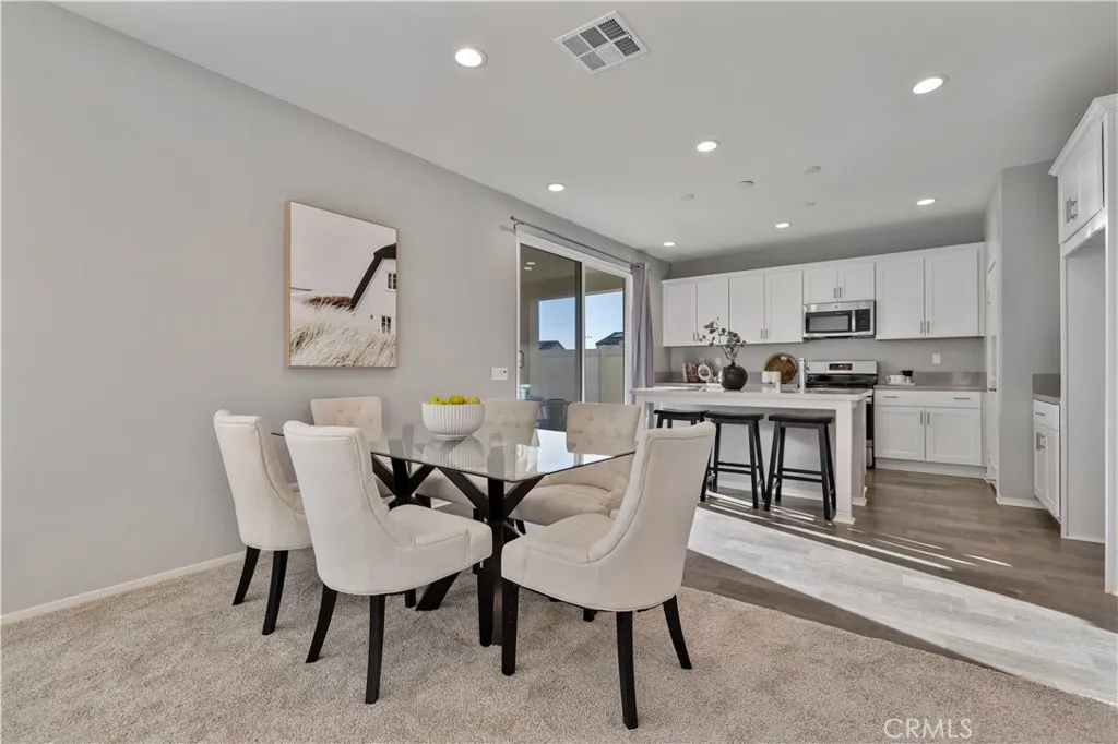 18160 Meridian Lane, Saugus, California 91350 home-pic-7