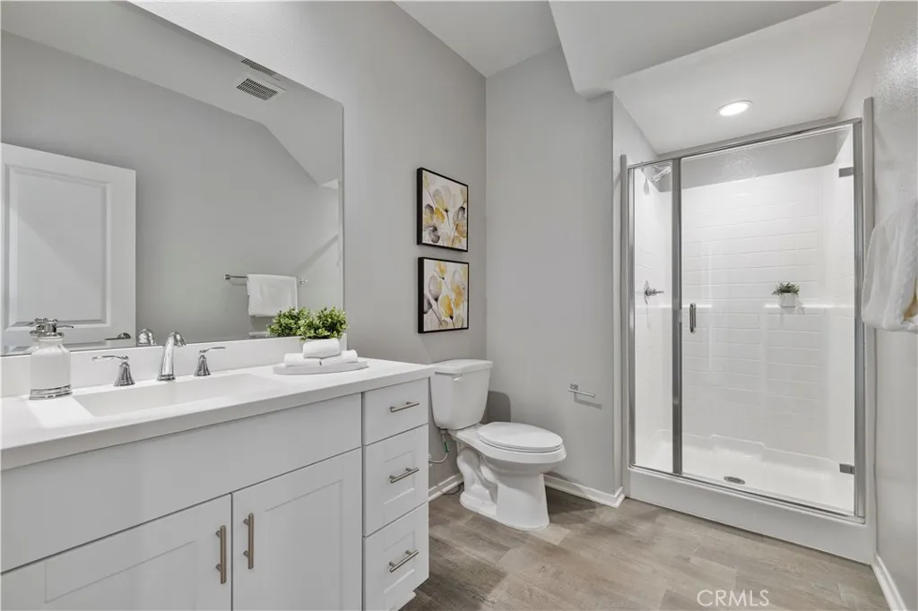 18160 Meridian Lane, Saugus, California 91350 home-pic-17