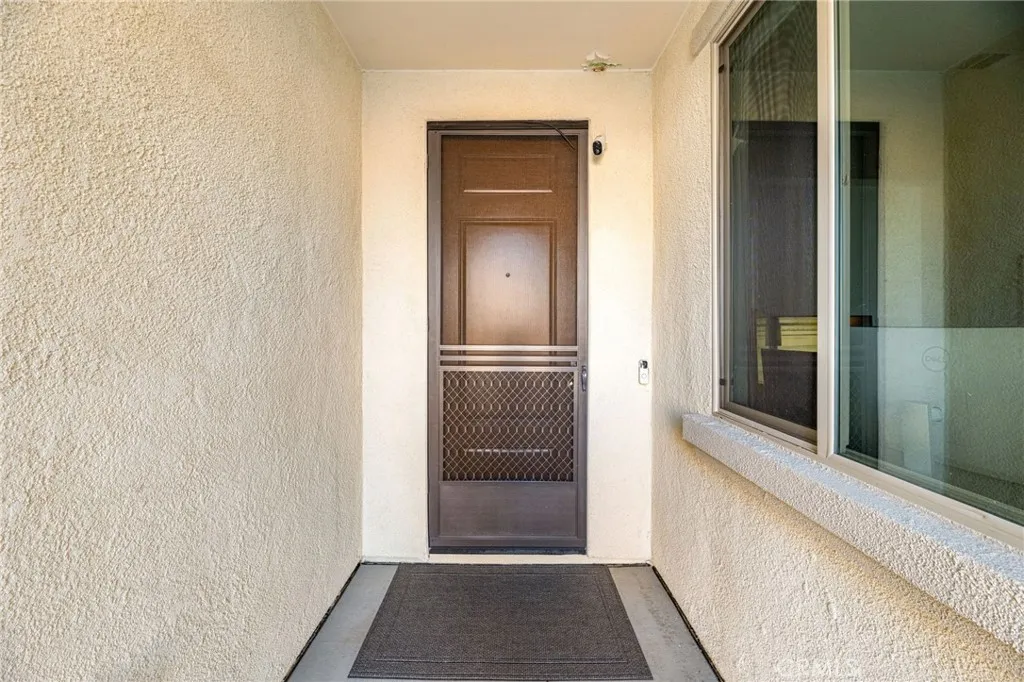 34093 Harcourt, Winchester, California 92596 home-pic-3