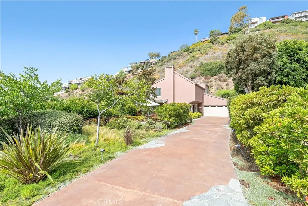 480 Nyes Place, Laguna Beach, California 92651 home-pic-46