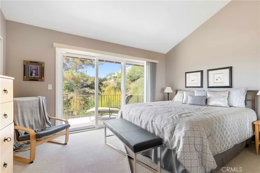 480 Nyes Place, Laguna Beach, California 92651 home-pic-26