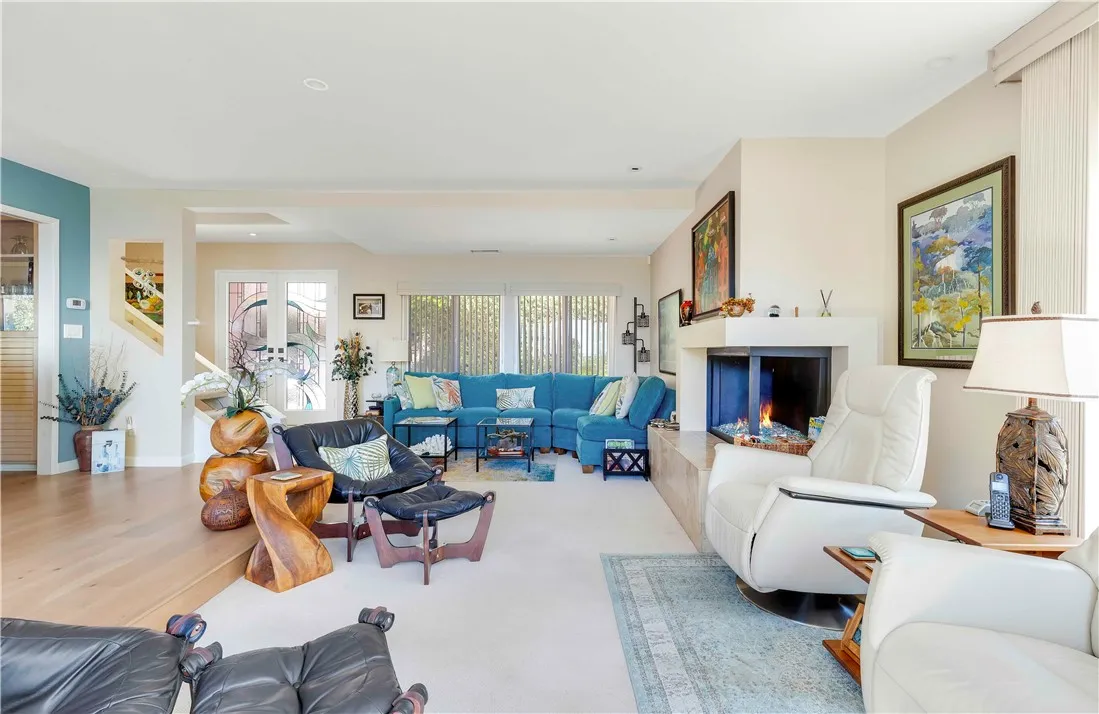 480 Nyes Place, Laguna Beach, California 92651 home-pic-35