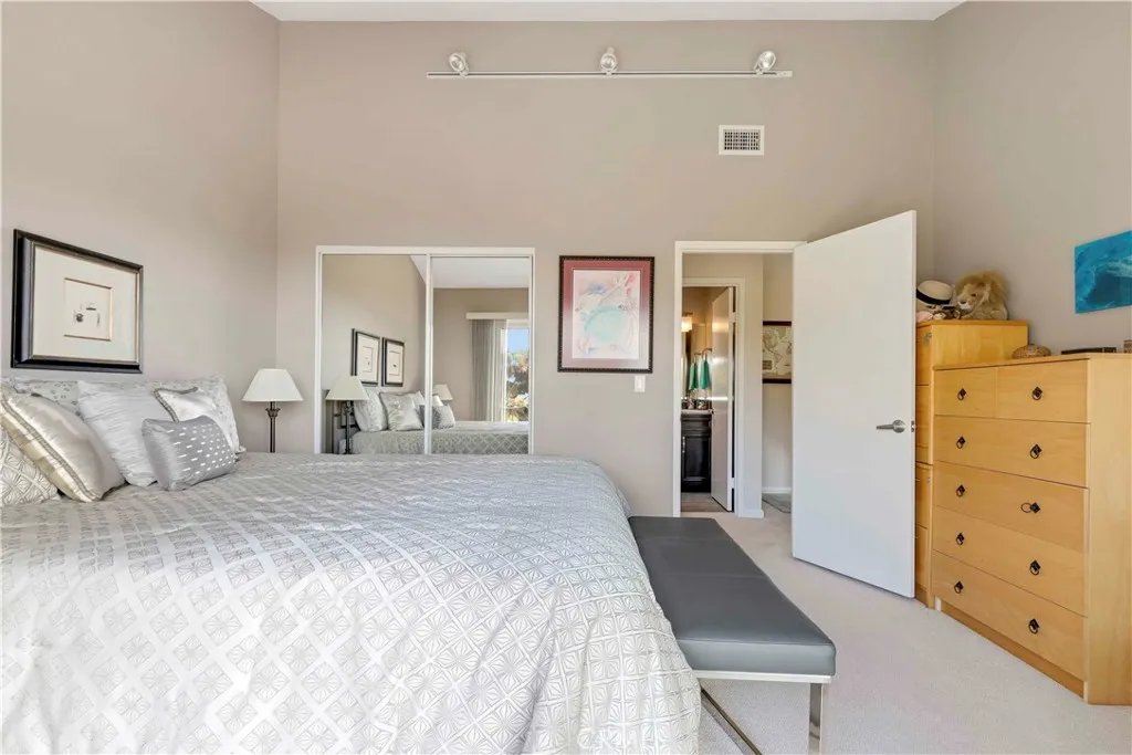 480 Nyes Place, Laguna Beach, California 92651 home-pic-20