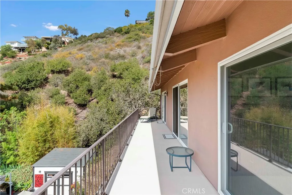 480 Nyes Place, Laguna Beach, California 92651 home-pic-41