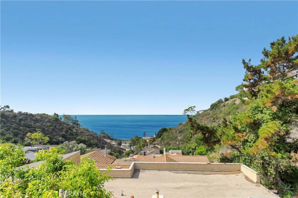 480 Nyes Place, Laguna Beach, California 92651 home-pic-50