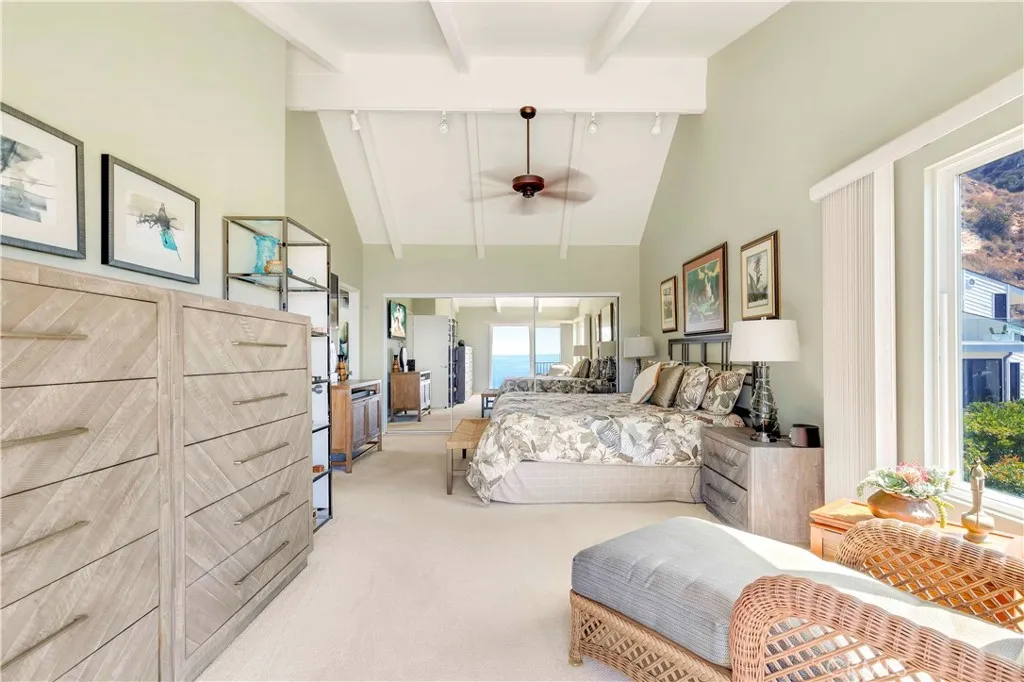 480 Nyes Place, Laguna Beach, California 92651 home-pic-15