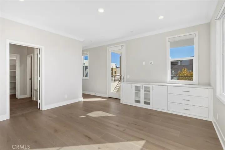 157 Novel, Irvine, California 92618