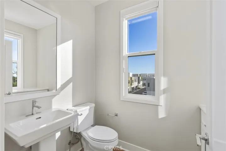 157 Novel, Irvine, California 92618