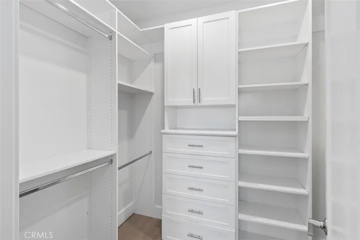 157 Novel, Irvine, California 92618