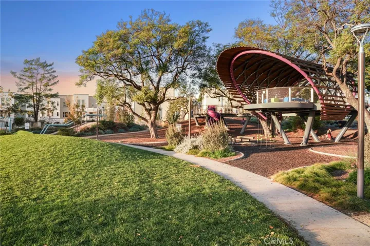 157 Novel, Irvine, California 92618