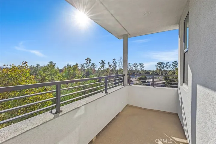 157 Novel, Irvine, California 92618