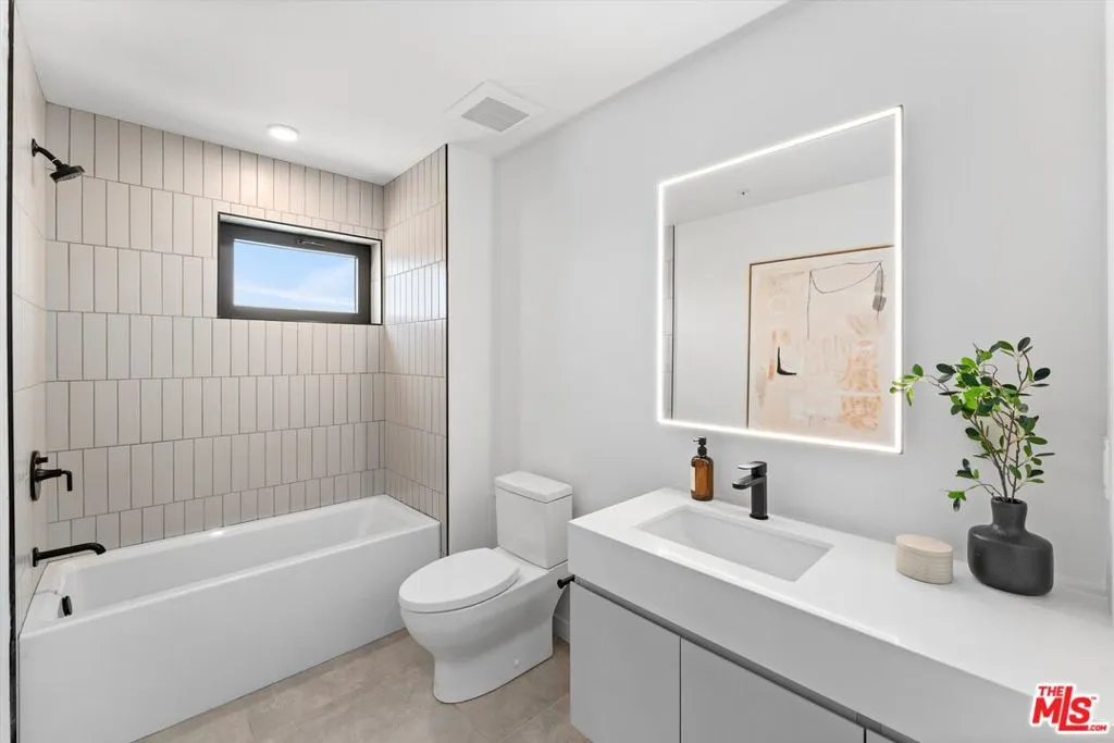 904 S New Hampshire Avenue 506, Los Angeles, California 90006 home-pic-9