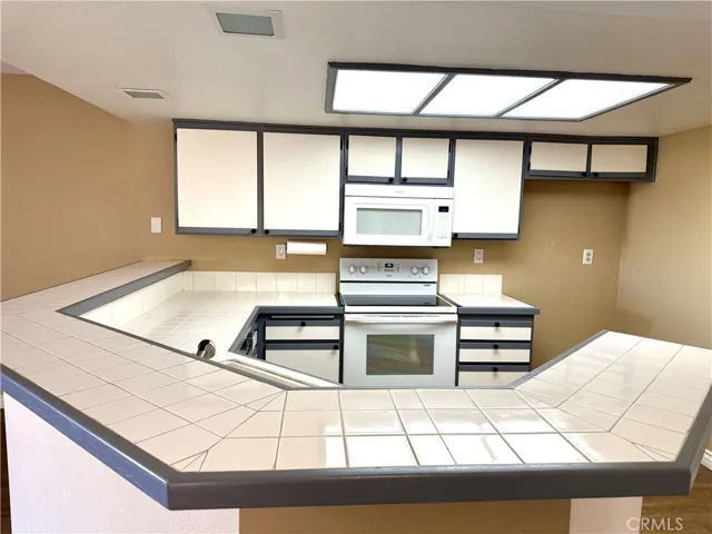 3467 3467 Legato, Pomona, California 91766
