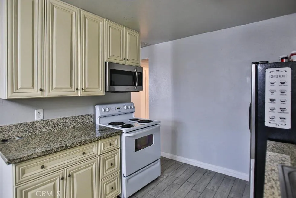 23601 23601 Golden Springs, Diamond Bar, California 91765 home-pic-5