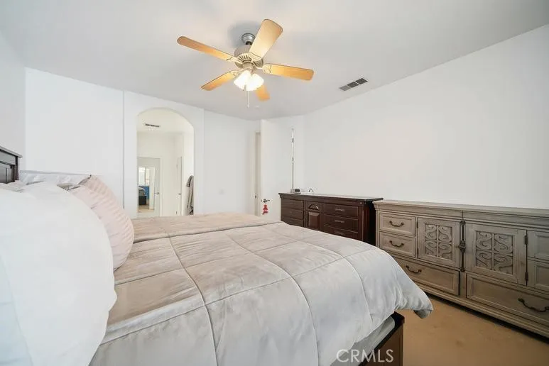 25266 Shady Creek Circle, Menifee, California 92584 home-pic-32