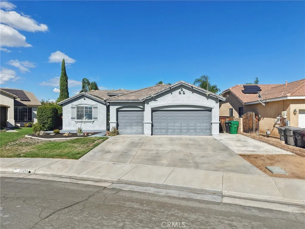 25266 Shady Creek Circle, Menifee, California 92584 home-pic-6