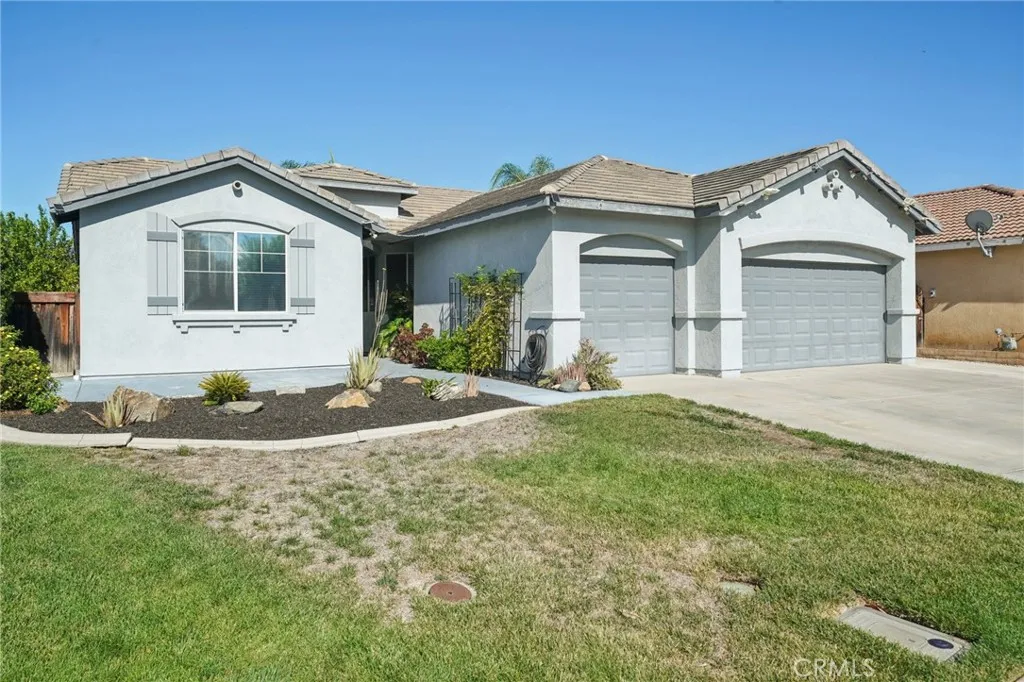 25266 Shady Creek Circle, Menifee, California 92584 home-pic-1