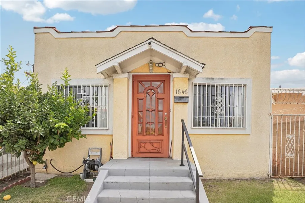 1646 West Boulevard, Los Angeles, California 90019 home-pic-0