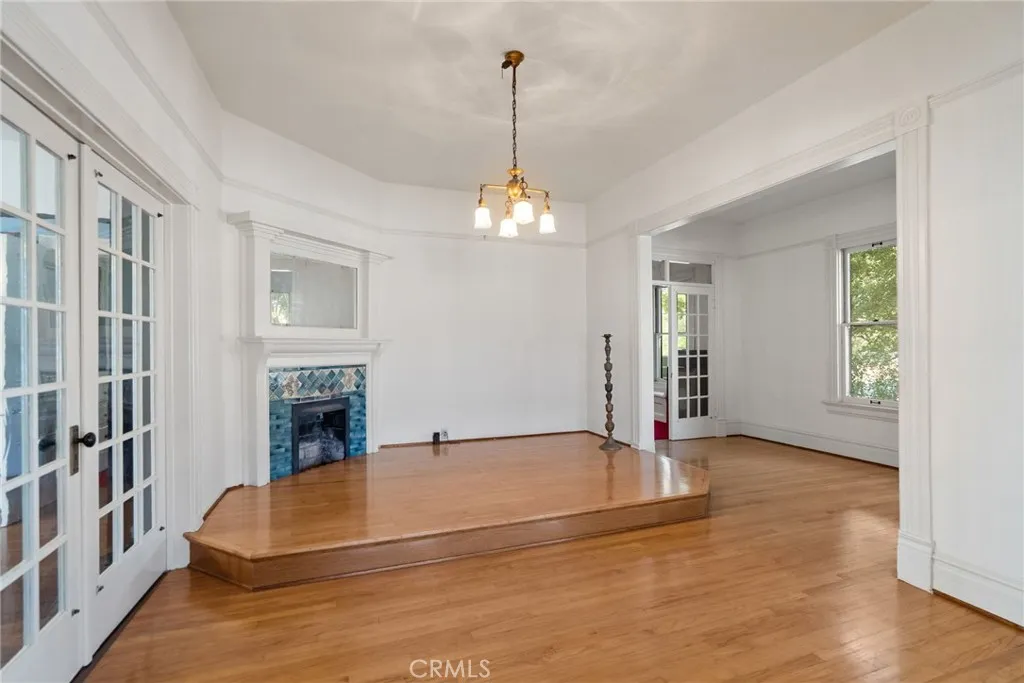 591 W 9th, San Bernardino, California 92410 home-pic-11