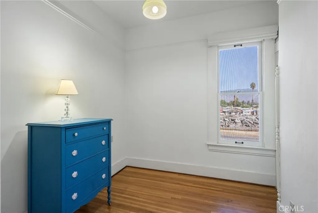 591 W 9th, San Bernardino, California 92410 home-pic-35