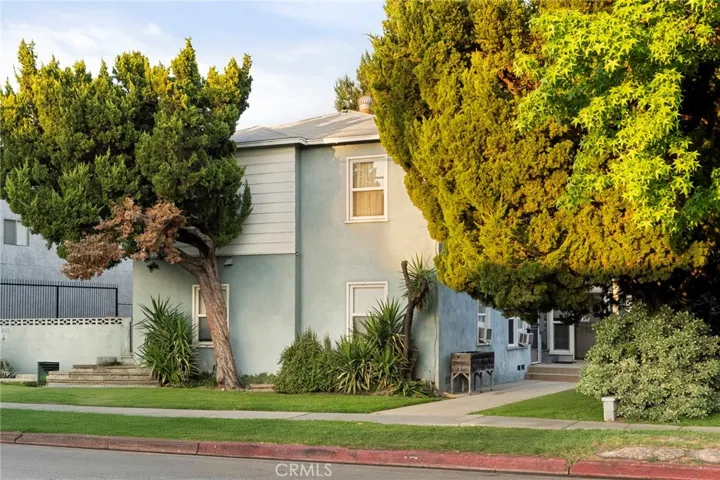 1608 Grismer Avenue, Burbank, California 91504
