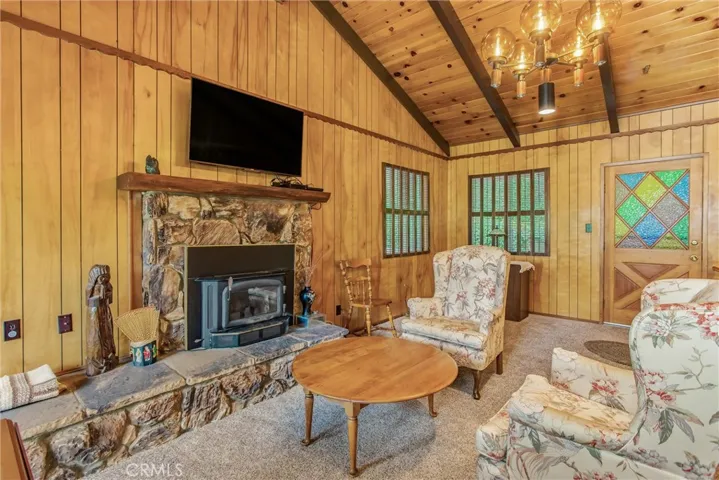 24293 Horst Drive, Crestline, California 92325