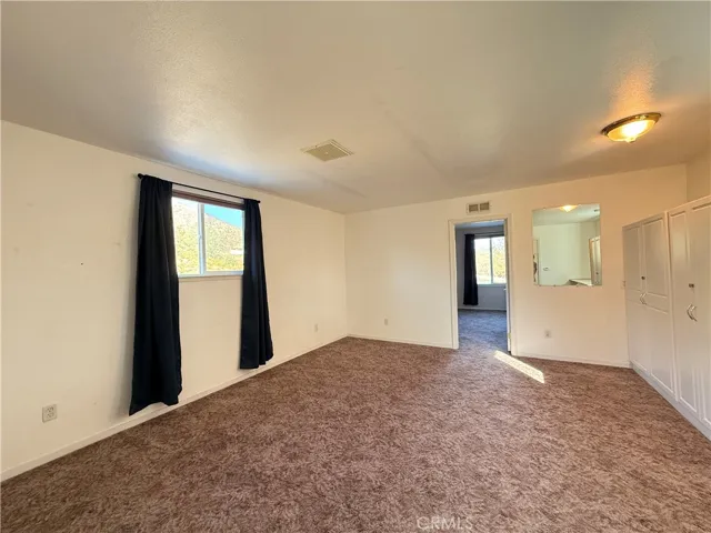 4943 Yaqui Gulch Road, Mariposa, California 95338