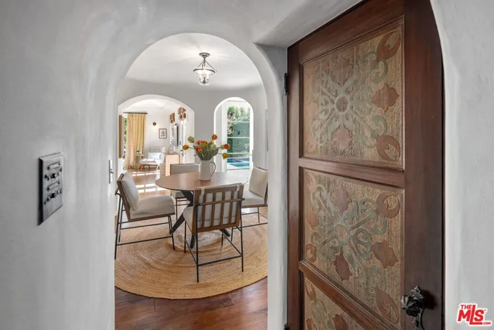 1308 San Vicente Boulevard, Santa Monica, California 90402
