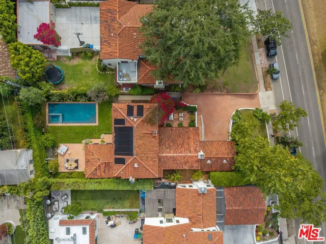1308 San Vicente Boulevard, Santa Monica, California 90402