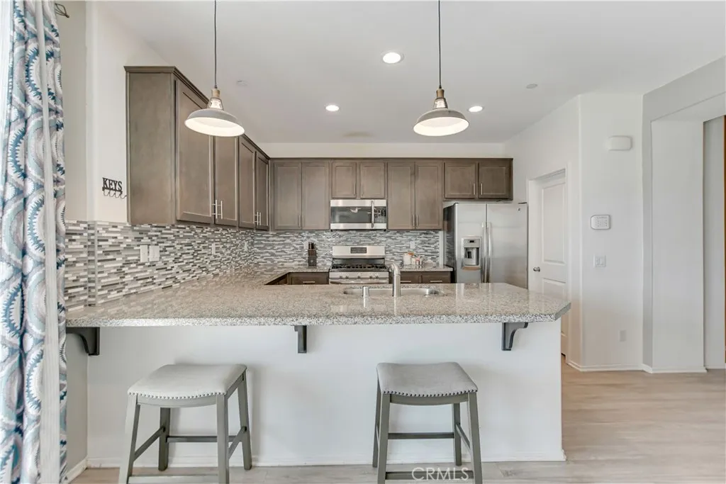 7340 Garnet Ridge, Jurupa Valley, California 92509 home-pic-9