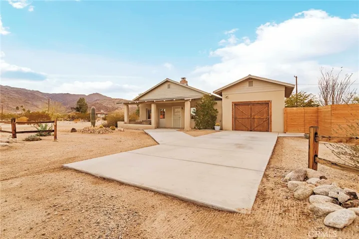 6668 Manzanita Avenue, 29 Palms, California 92277