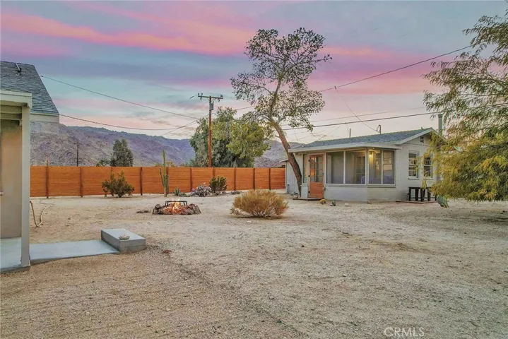 6668 Manzanita Avenue, 29 Palms, California 92277