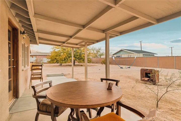 6668 Manzanita Avenue, 29 Palms, California 92277