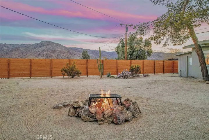 6668 Manzanita Avenue, 29 Palms, California 92277