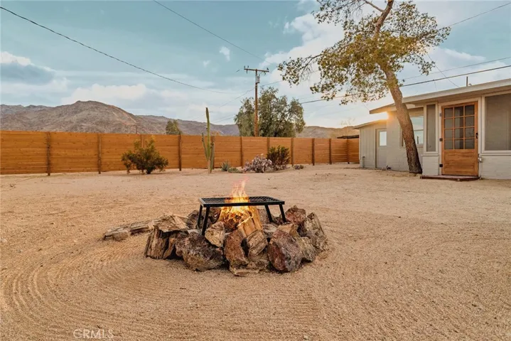 6668 Manzanita Avenue, 29 Palms, California 92277