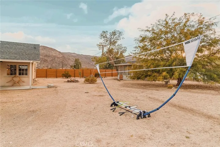 6668 Manzanita Avenue, 29 Palms, California 92277