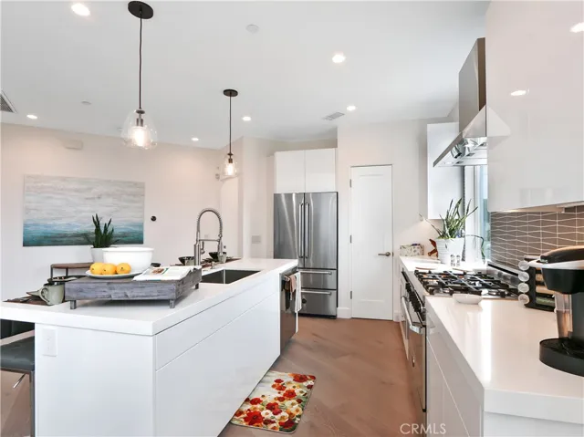 4405 Channel Place, Newport Beach, California 92663