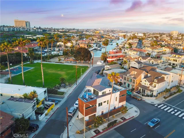4405 Channel Place, Newport Beach, California 92663