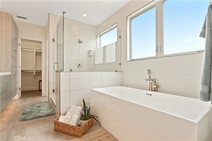 4405 Channel Place, Newport Beach, California 92663