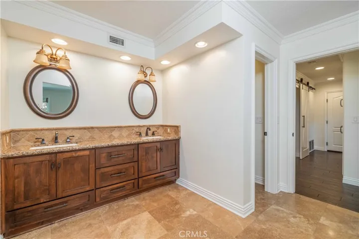 18931 Gordon Lane, Yorba Linda, California 92886