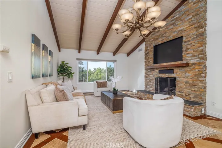18931 Gordon Lane, Yorba Linda, California 92886