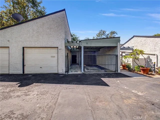 413 N Conestoga Way 11, Anaheim, California 92807
